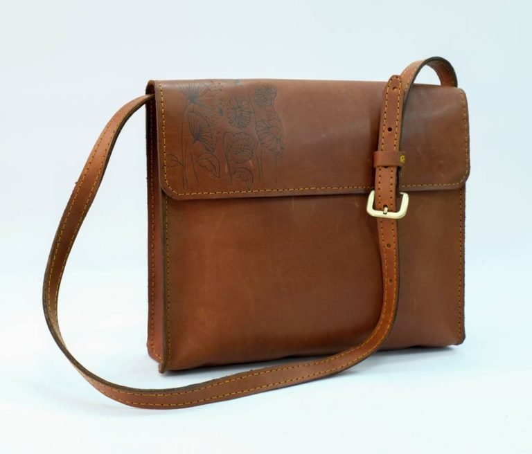 Flora Leather Cross Bag EGP 1200